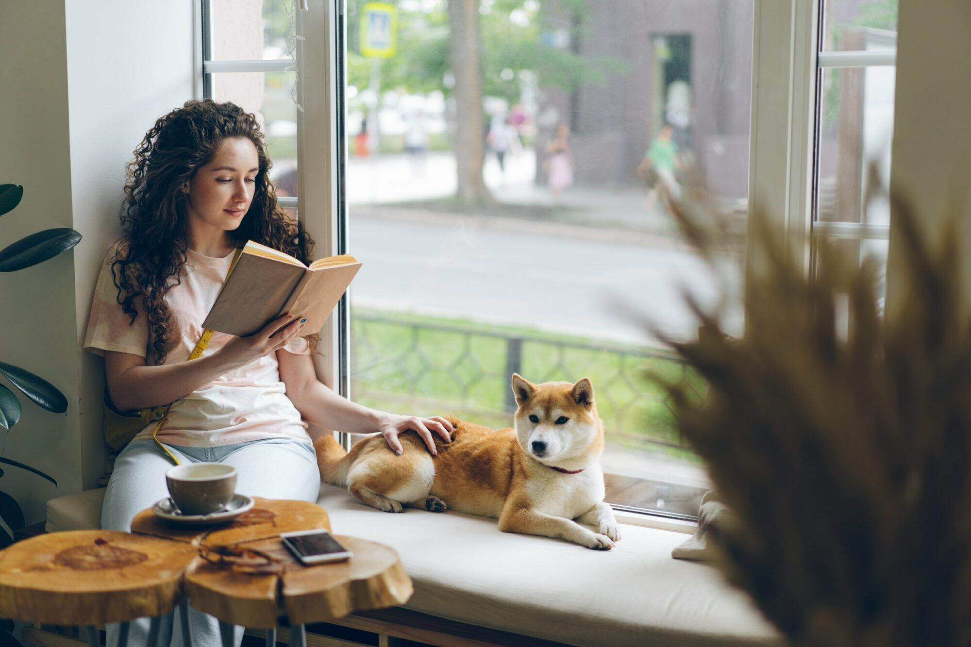 Hands-on Dog Training recommended books for dog training.
